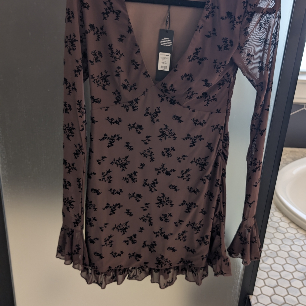 Fashion Nova Brown and Black Long Sleeve Dress